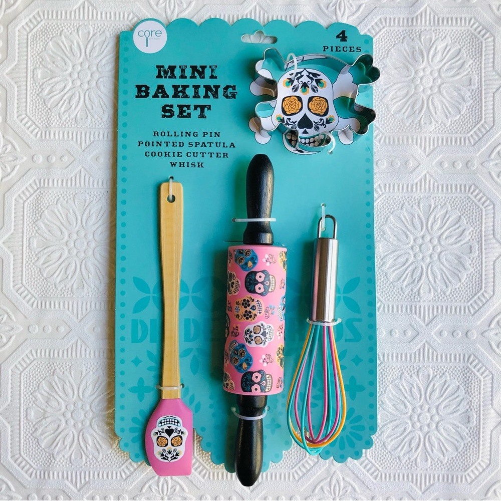 Halloween Skull Mini Baking Set 4 pc
